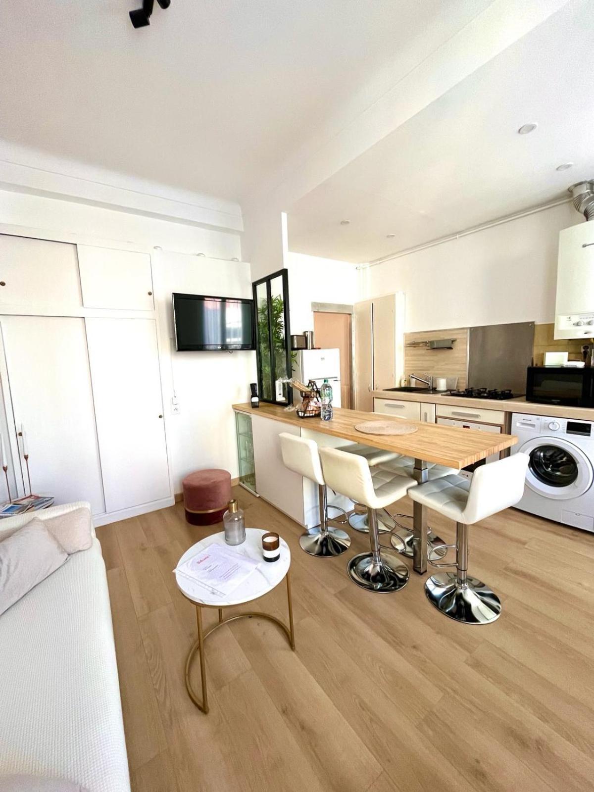Nice - Appartement T3 Renove De 50 M2 Classe 2 Etoiles Exterior photo